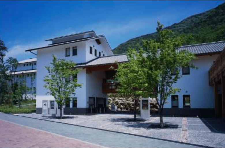 The Museum of Ceramic Art, Hyogo
